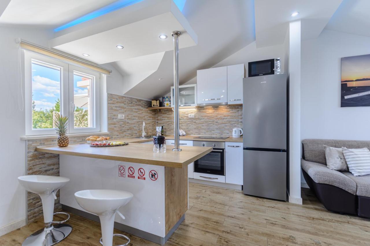 Apartment Darka 1 Сумартин Экстерьер фото