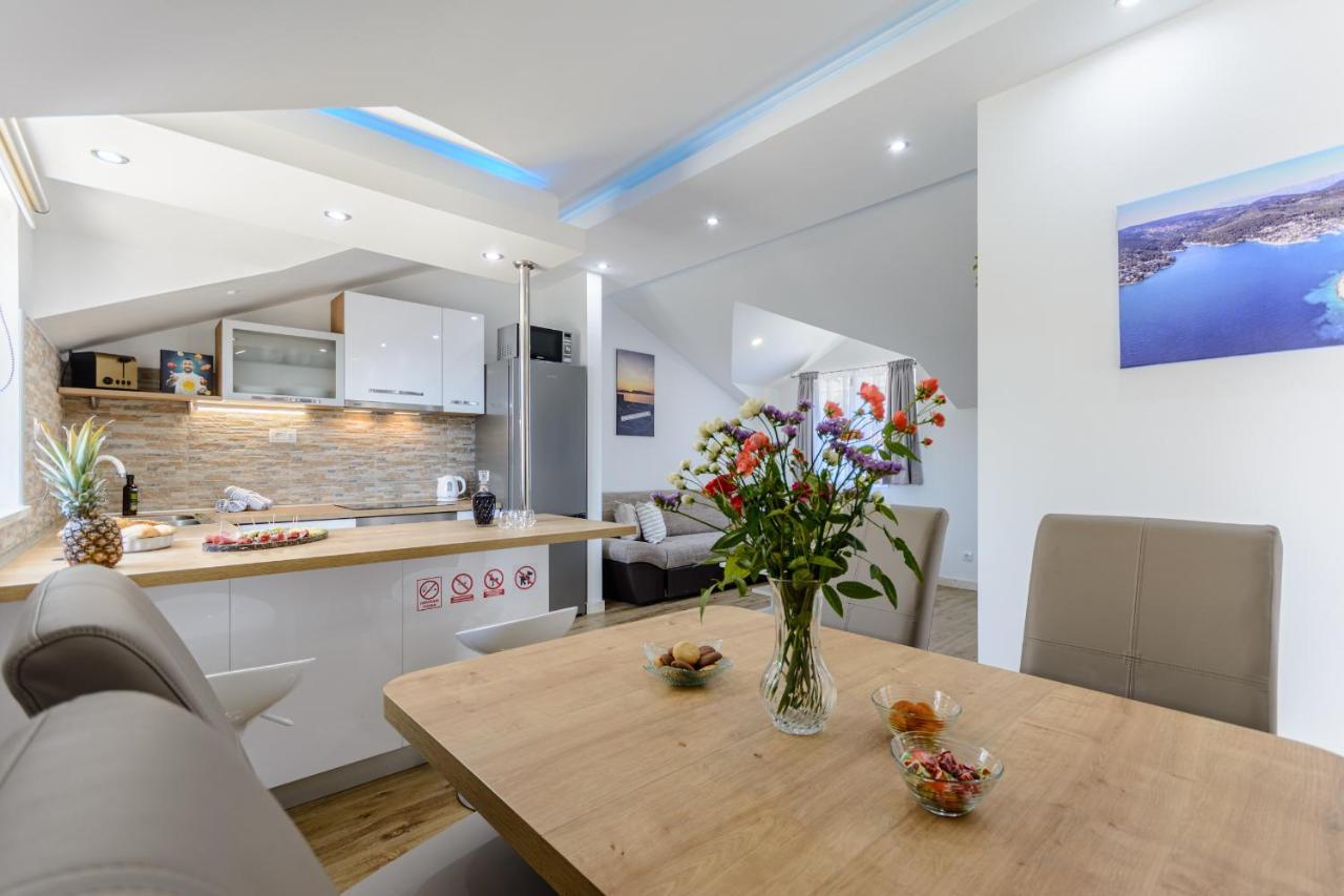 Apartment Darka 1 Сумартин Экстерьер фото